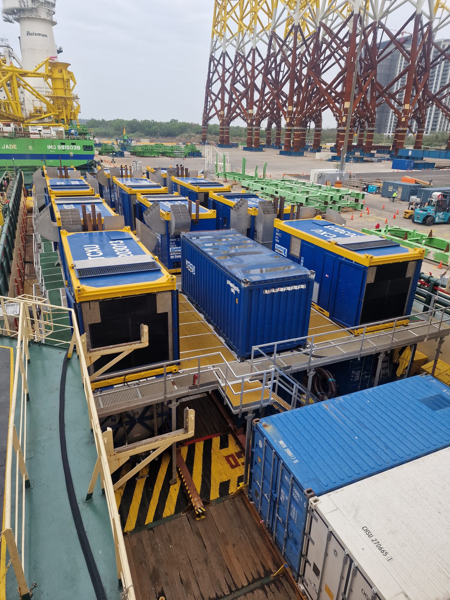Enabling single-vessel bubble curtain operations at Asian windfarm