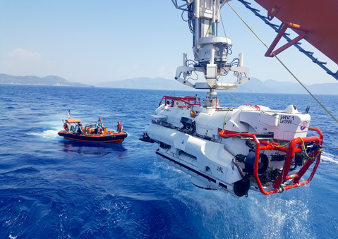 NATO's major international submarine rescue exercise, Dynamic Monarch 2017, allowed JFD to demonstrate the capabilities of the NATO Submarine Rescue System (NSRS) and provide training.