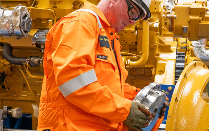 Compact, stackable containerised design reduces offshore deck space requirements icon