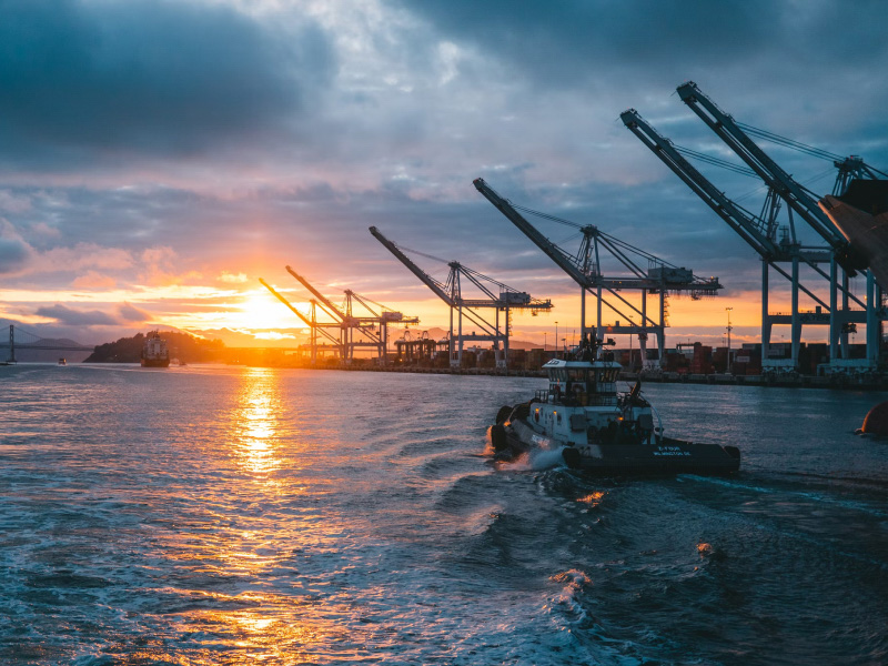 Container terminal with tug