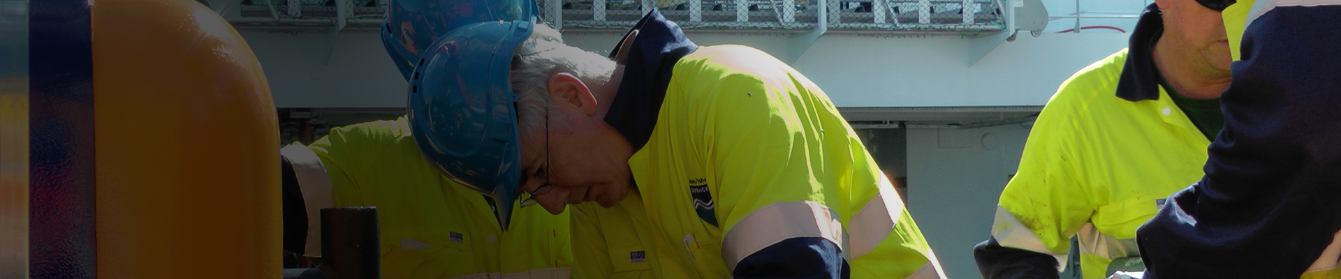 Safety first for deep sea divers