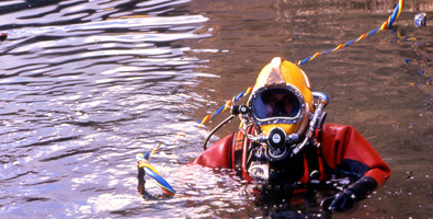 Contaminated water diving system icon