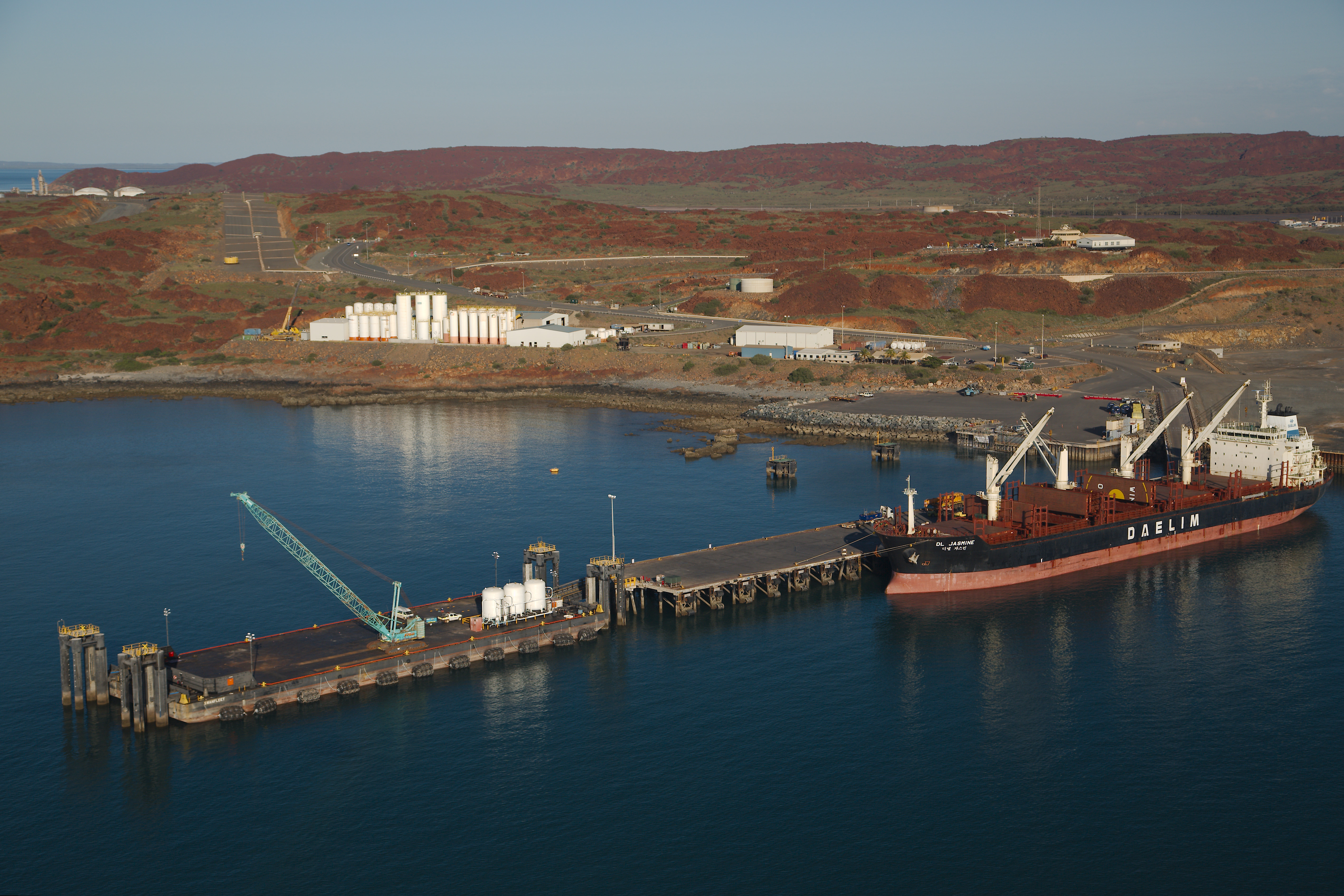 Strainstall commissioned to develop monitoring solution for Dampier Floating Deck to monitor its performance and provide reassurance during critical mooring operations.