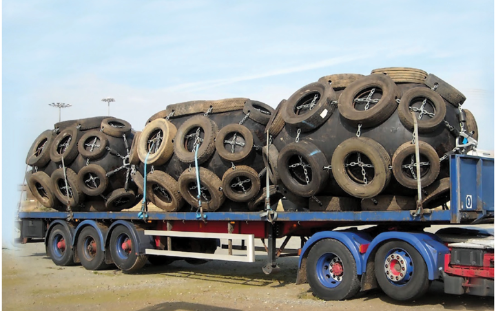 Servicing all leading brands of pneumatic fenders worldwide. icon