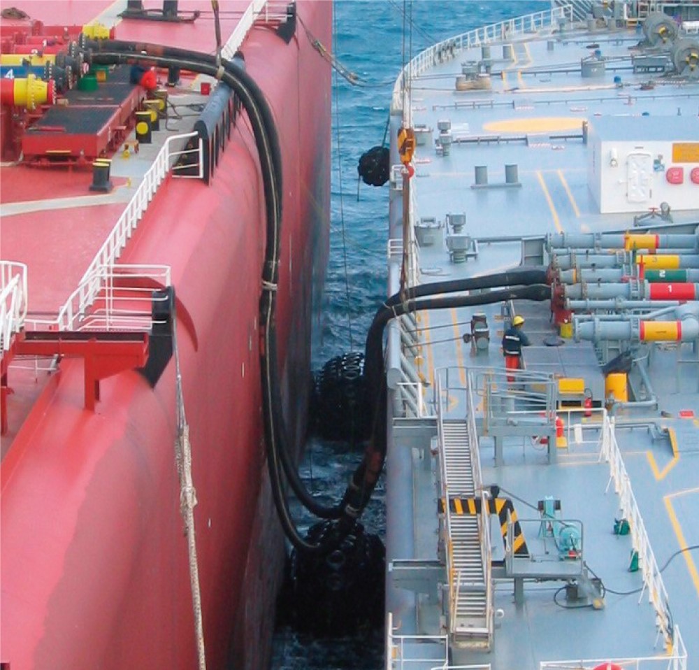 Specialist cryogenic hose capability for safe LNG and LPG transfers. icon