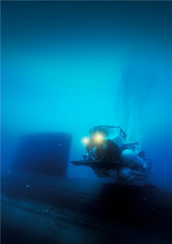 JFD performing a submarine rescue as part of their NATO contract